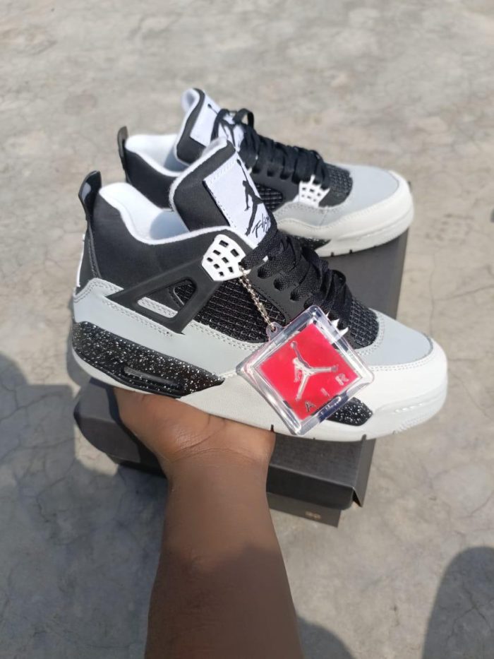 Jordan 4 White Grey Black
